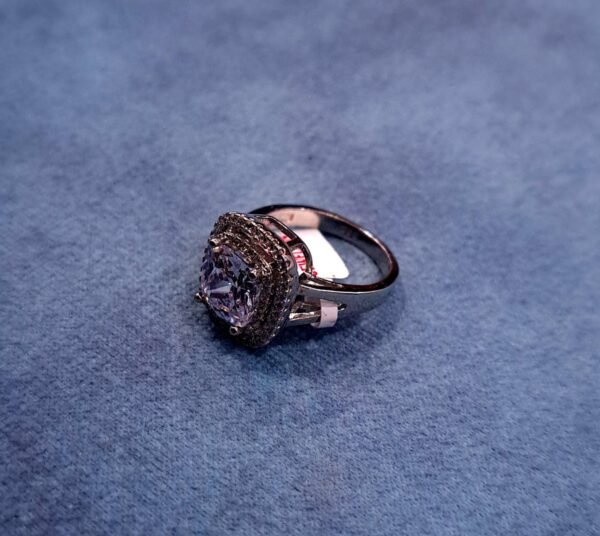 925 Sterling Silver Emerald Cut Stone Ring - Image 4