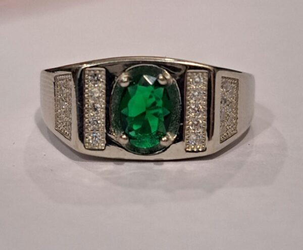 925 Sterling Silver With A Green Stone - Image 3